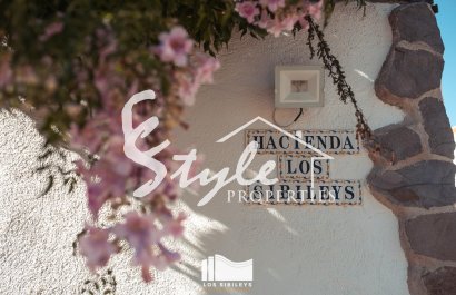 Resale - Villa - Lorca