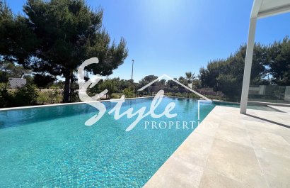 Resale - Villa - Las Colinas - Las Colinas Golf