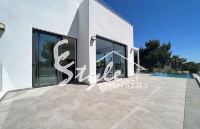 Resale - Villa - Las Colinas - Las Colinas Golf