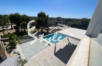 Resale - Villa - Las Colinas - Las Colinas Golf