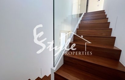 Resale - Villa - Las Colinas - Las Colinas Golf