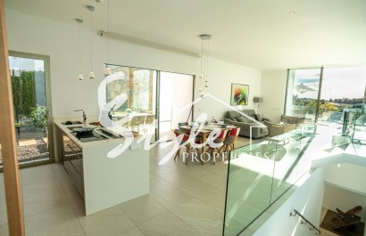 Resale - Villa - Las Colinas - Las Colinas Golf