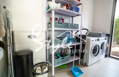 Resale - Villa - Las Colinas - Las Colinas Golf