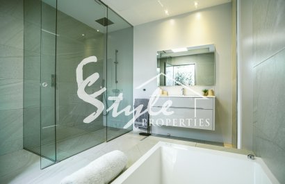 Resale - Villa - Las Colinas - Las Colinas Golf