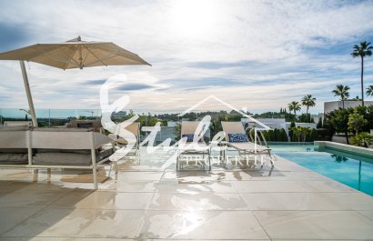 Resale - Villa - Las Colinas - Las Colinas Golf