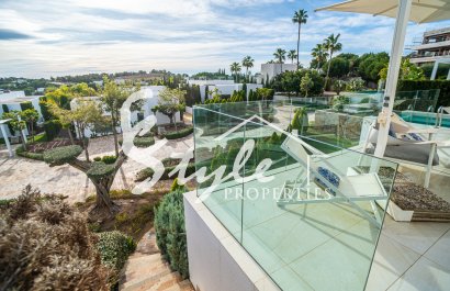 Resale - Villa - Las Colinas - Las Colinas Golf