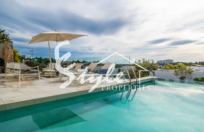 Resale - Villa - Las Colinas - Las Colinas Golf