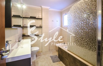 Resale - Villa - Benferri