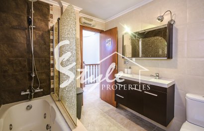 Resale - Villa - Benferri