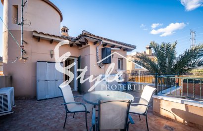 Resale - Villa - Benferri