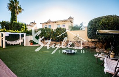 Resale - Villa - Benferri