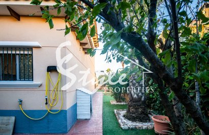 Resale - Villa - Benferri