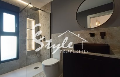 Resale - Villa - El Chaparral - El Chaparal