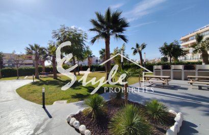 Resale - Apartment - Orihuela Costa  - Orihuela Costa