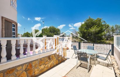 Вторичное жилье - Вилла - Пинар де Камповерде - Pinar De Campoverde