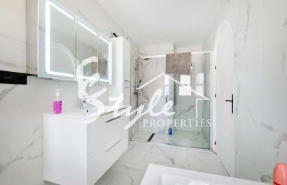 Вторичное жилье - Вилла - Пинар де Камповерде - Pinar De Campoverde