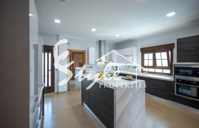 Resale - Villa - Murcia - Avileses