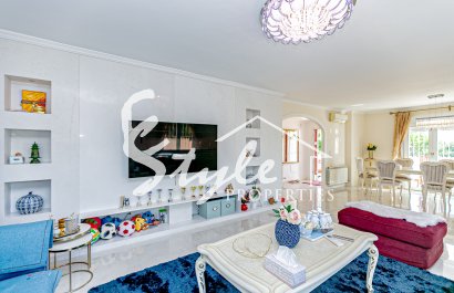 Вторичное жилье - Вилла - Кампоамор