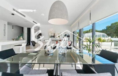 Вторичное жилье - Вилла - Ориуэла Коста  - Кампоамор