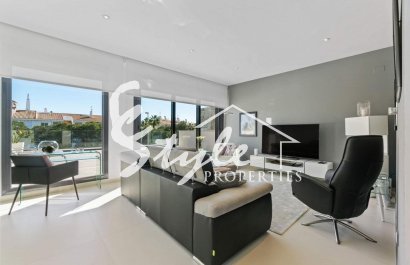 Вторичное жилье - Вилла - Ориуэла Коста  - Кампоамор