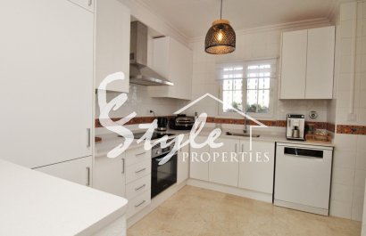 Вторичное жилье - 2. Townhouse - Ориуэла Коста  - Вилламартин