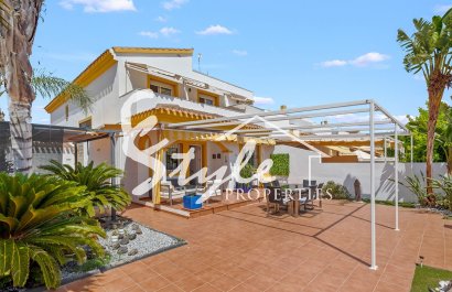 Вторичное жилье - Вилла - Torre de La Horadada - Pueblo Latino