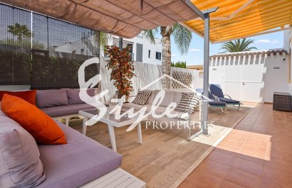 Вторичное жилье - Вилла - Torre de La Horadada - Pueblo Latino