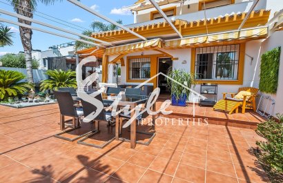 Вторичное жилье - Вилла - Torre de La Horadada - Pueblo Latino