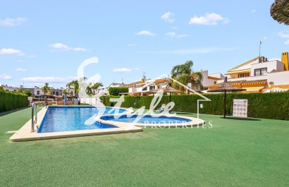 Вторичное жилье - Вилла - Torre de La Horadada - Pueblo Latino