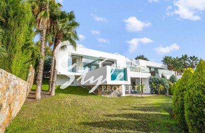 Resale - Villa - Las Colinas - Las Colinas Golf