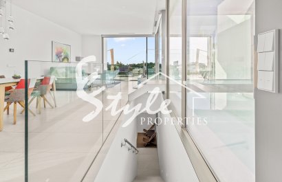 Resale - Villa - Las Colinas - Las Colinas Golf