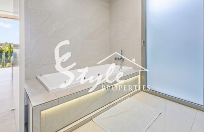 Resale - Villa - Las Colinas - Las Colinas Golf