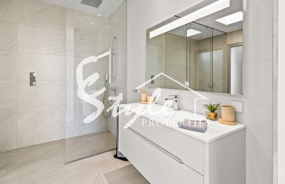 Resale - Villa - Las Colinas - Las Colinas Golf