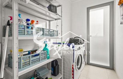 Resale - Villa - Las Colinas - Las Colinas Golf