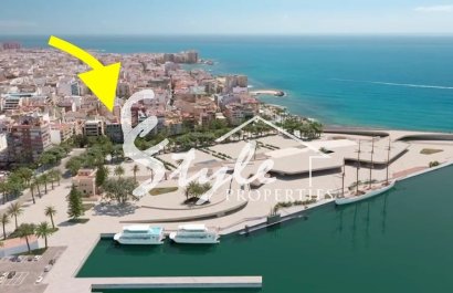 Продается коммерческое помещение в центре Торревьехи, Коста Бланка, Испания. ID081