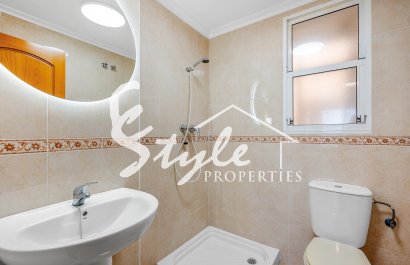 Resale - Apartamento - Torrevieja