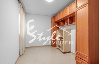 Resale - Apartamento - Torrevieja