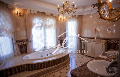 Luxury villa for sale in Cabo Roig, Costa Blanca, Alicante, Spain