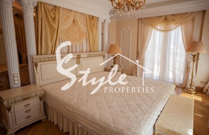 Luxury villa for sale in Cabo Roig, Costa Blanca, Alicante, Spain