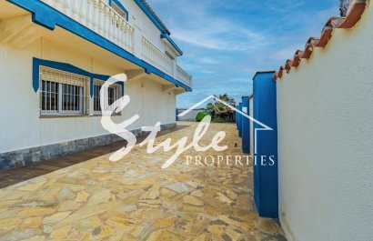 Resale - Villa - La Manga - Playa del Estacio