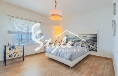 Resale - Villa - La Manga - Playa del Estacio