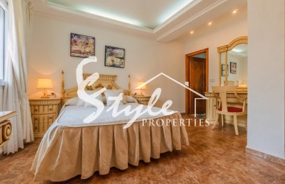 Resale - Villa - La Manga - Playa del Estacio