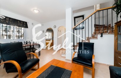 Resale - Townhouse - Orihuela Costa  - Villamartin