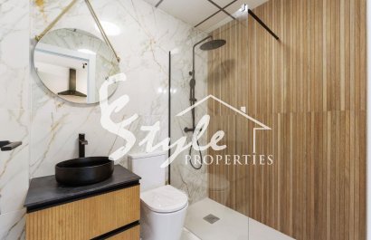 Resale - Villa - Torrevieja - El Chaparal