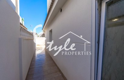 Resale - Villa - Torrevieja - El Chaparal