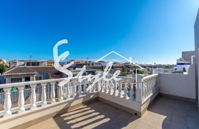 Resale - Villa - Torrevieja - El Chaparal