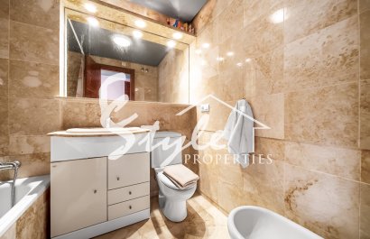 Resale - Ático - Torrevieja - Center