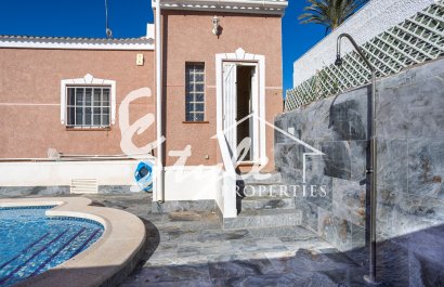 Вторичное жилье - Вилла - Торревьеха - Urbanización San Luis