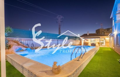 Resale - Villa - Torrevieja - El Chaparal