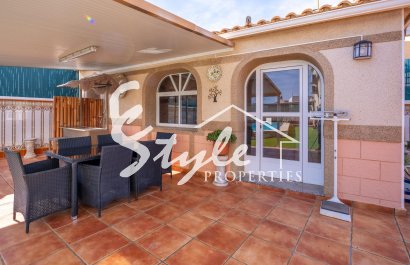 Resale - Villa - Torrevieja - El Chaparal